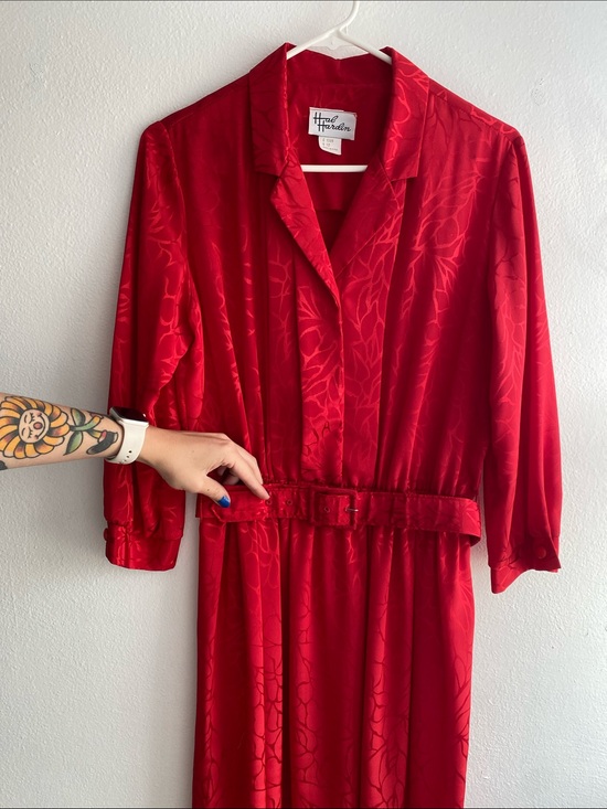 Vintage Dresses & Skirts - Vintage Hal Hardin Red Jacquard Collard Silky Midi Dress